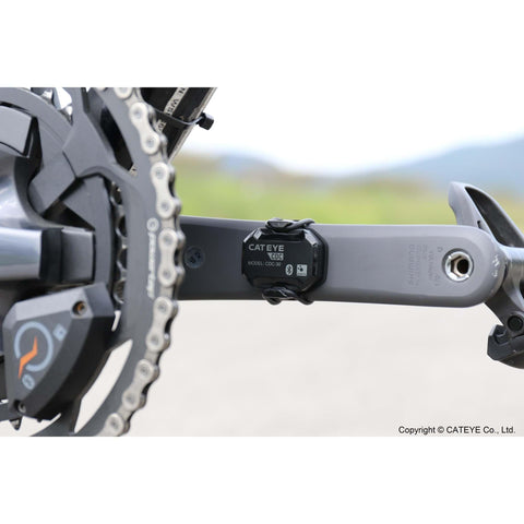 Cateye - Cateye | Bluetooth Magnetless Speed & Cadence Sensor Kit - CA2401604550 - Hitch A Bike - United Kingdom